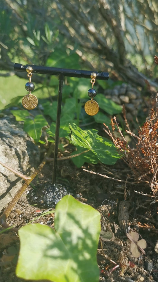 Boucles d'oreilles médaillon martelé - Hématite