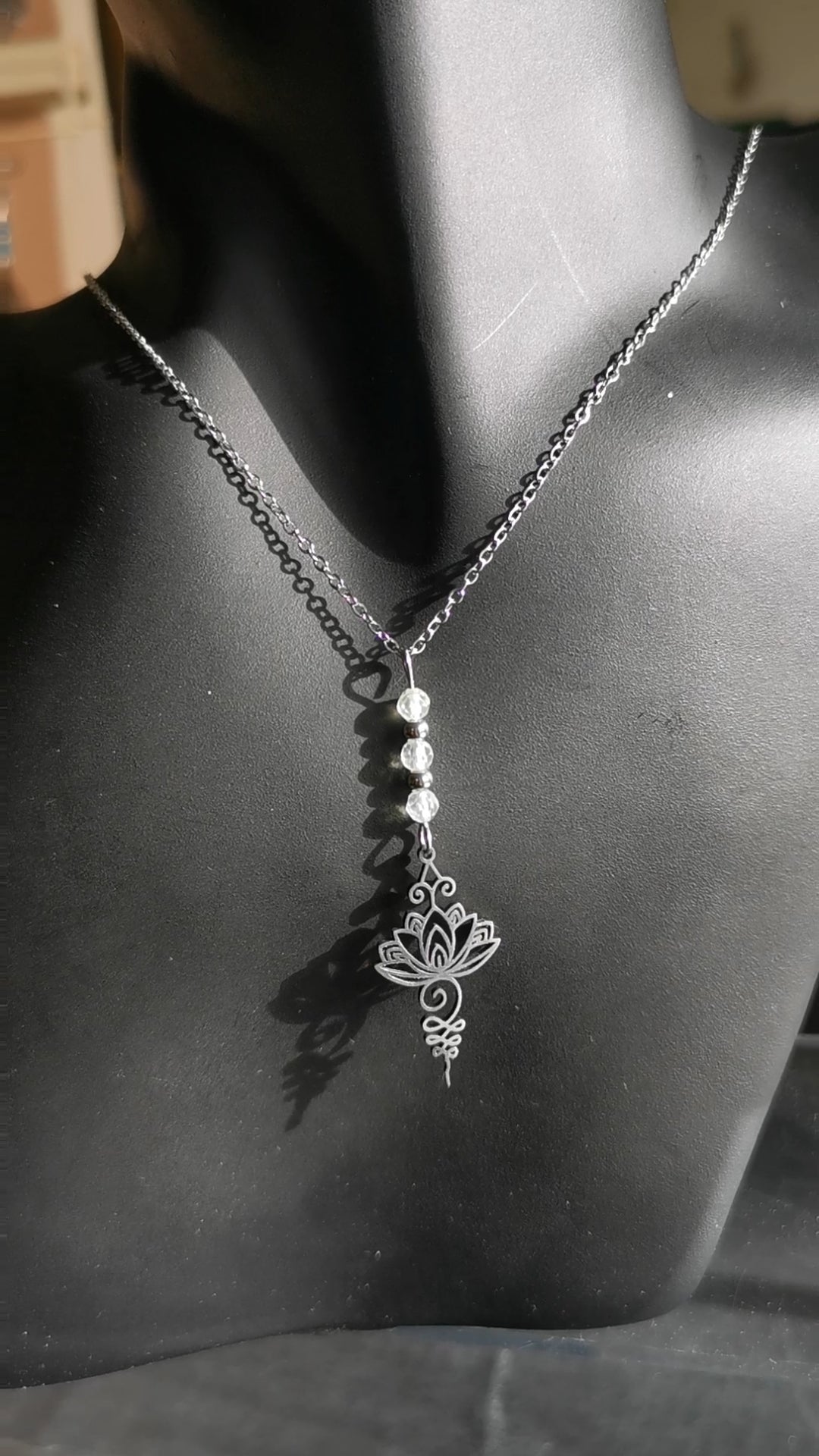 Collier Fleur de Lotus