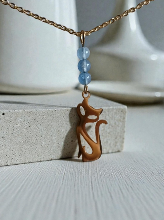 Collier Chat doré en pierres naturelles