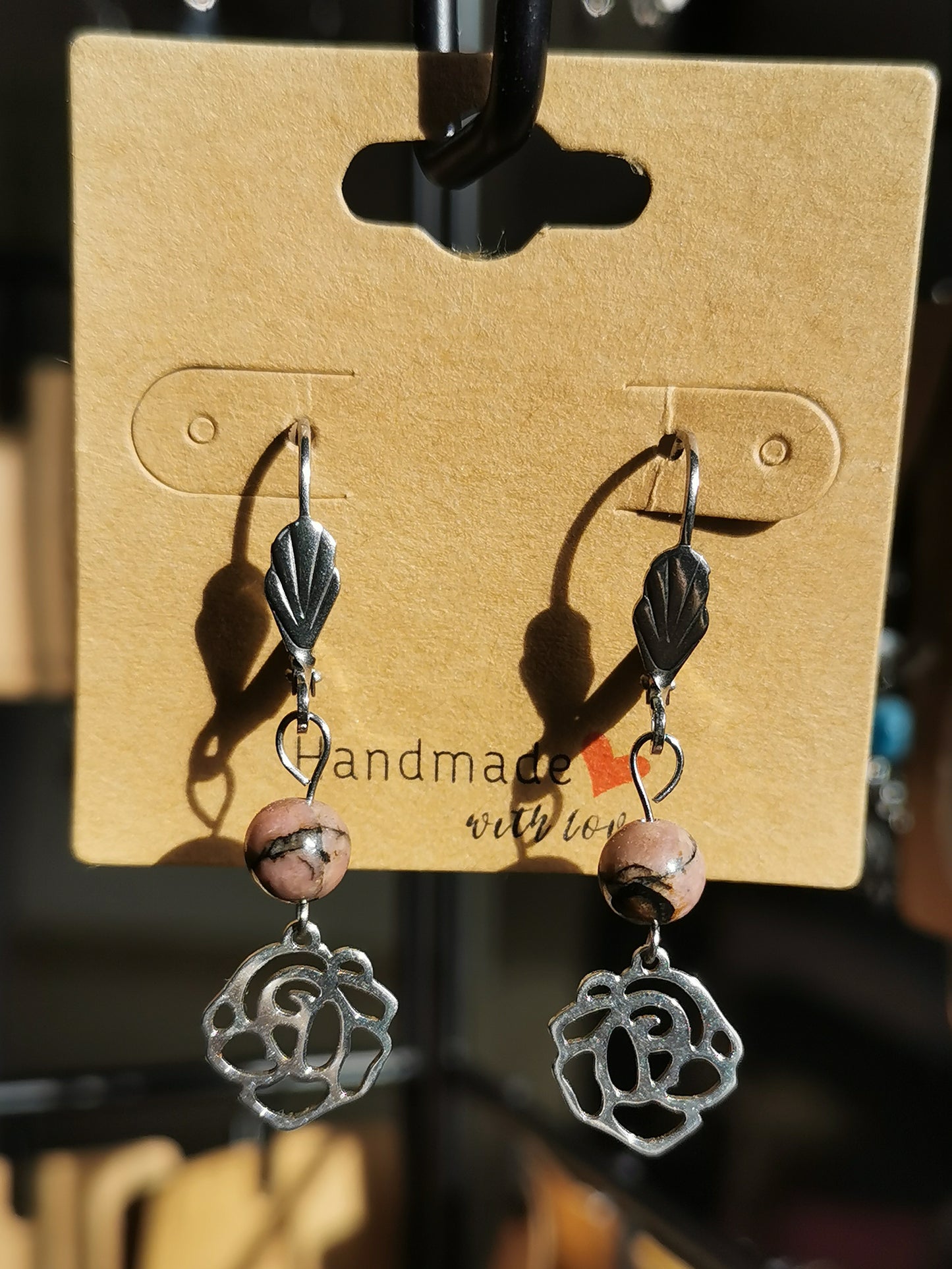 Boucles d'oreilles Rose origami en pierres naturelles