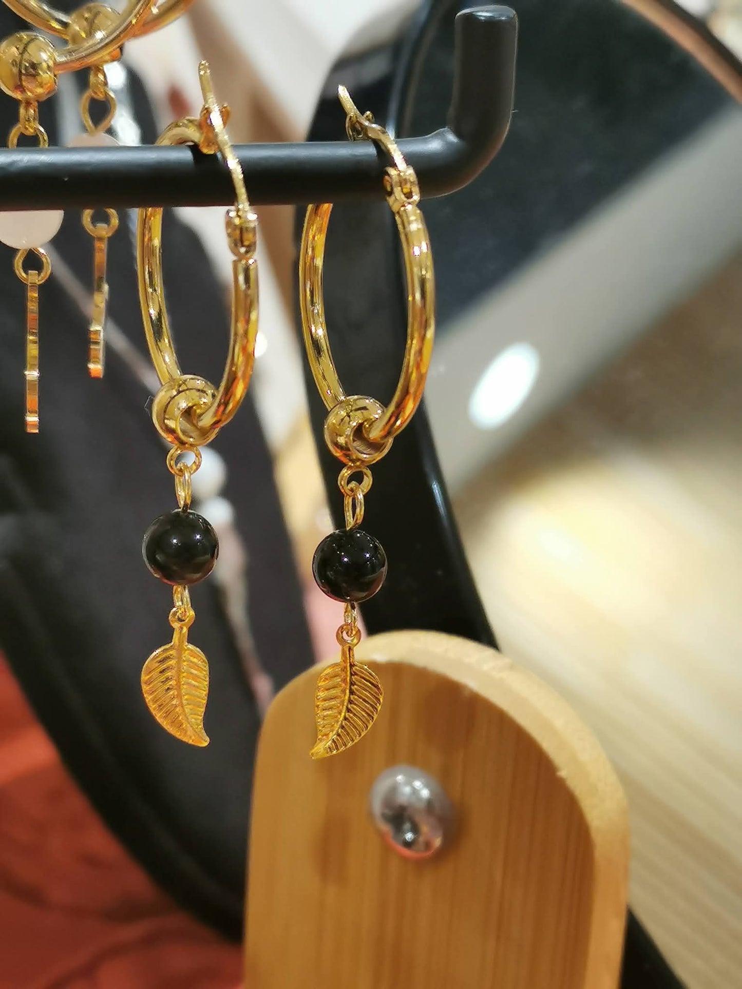 Boucles d'oreilles créoles en pierres naturelles