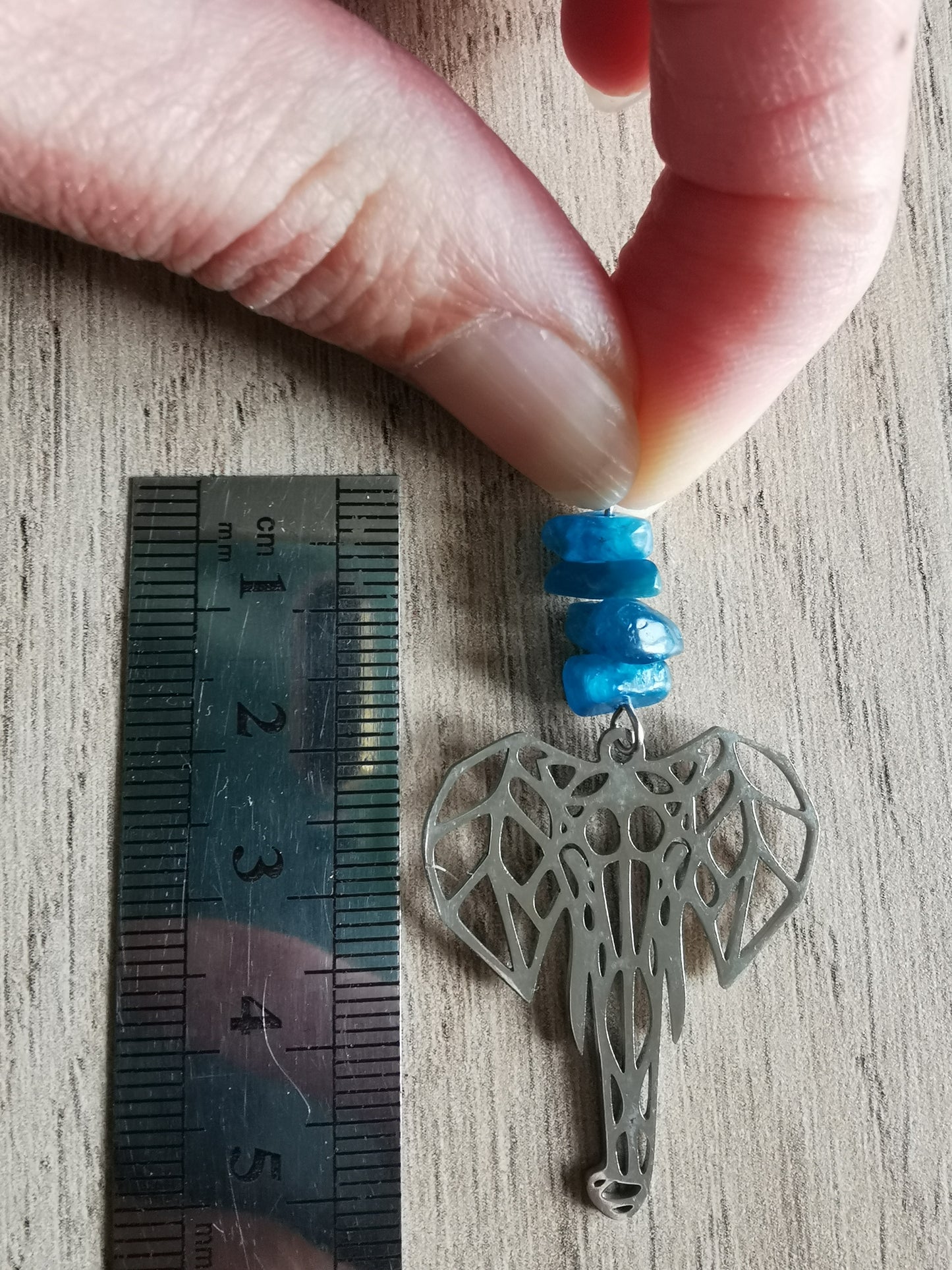 Collier long Éléphant origami - Pierre naturelle