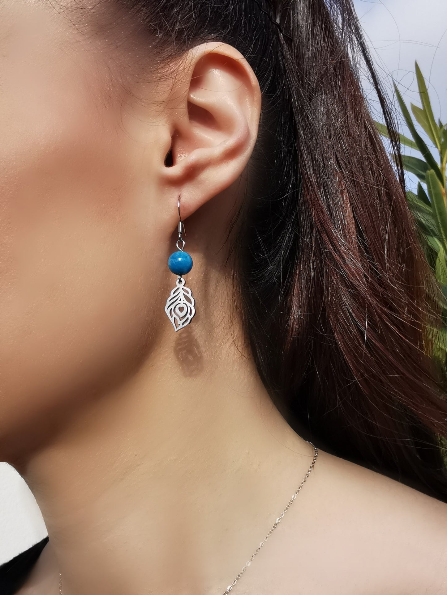 Boucles d'oreilles plumes cœur en pierres naturelles