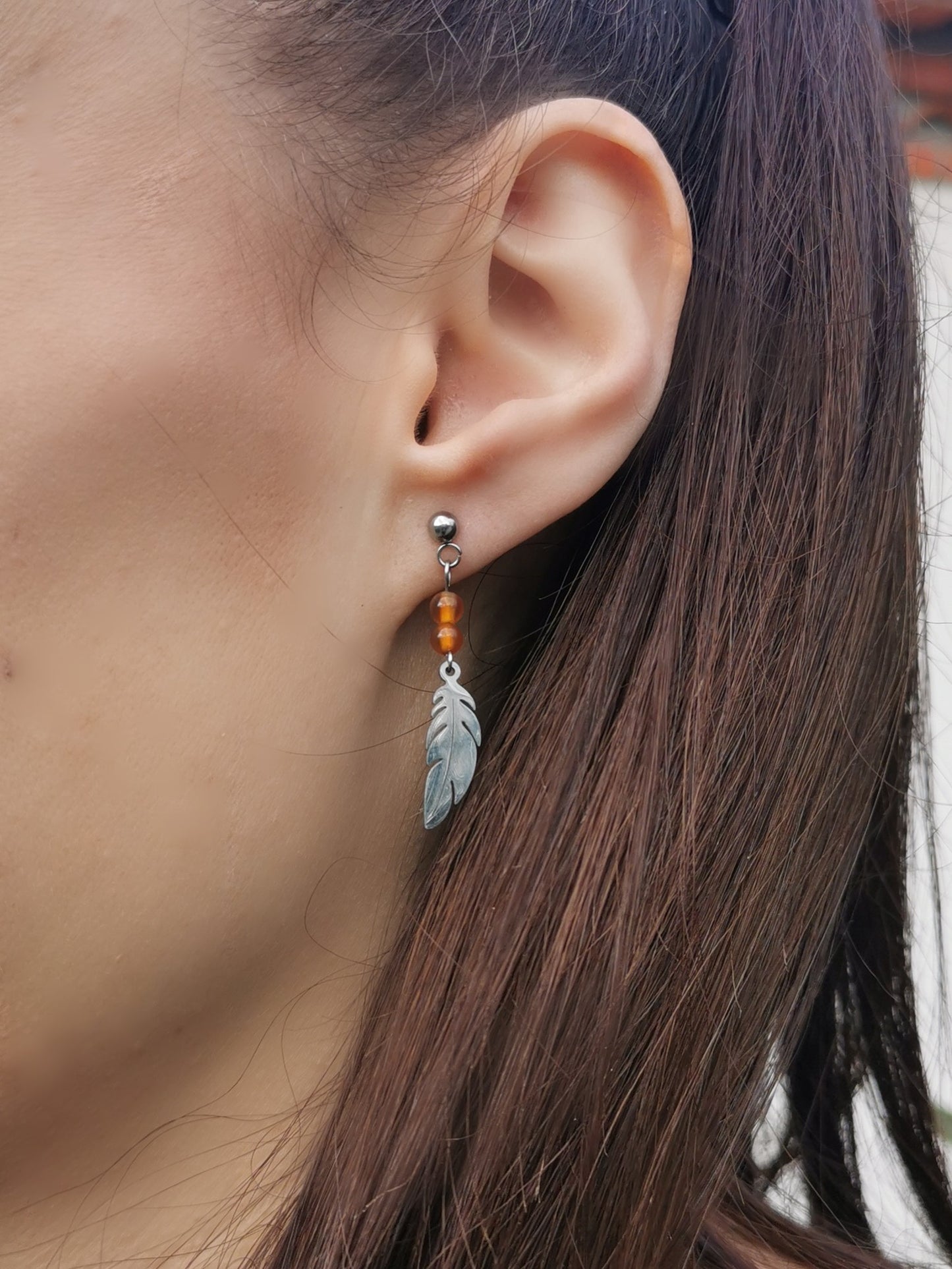 Boucles d'oreilles grandes plumes en pierres naturelles