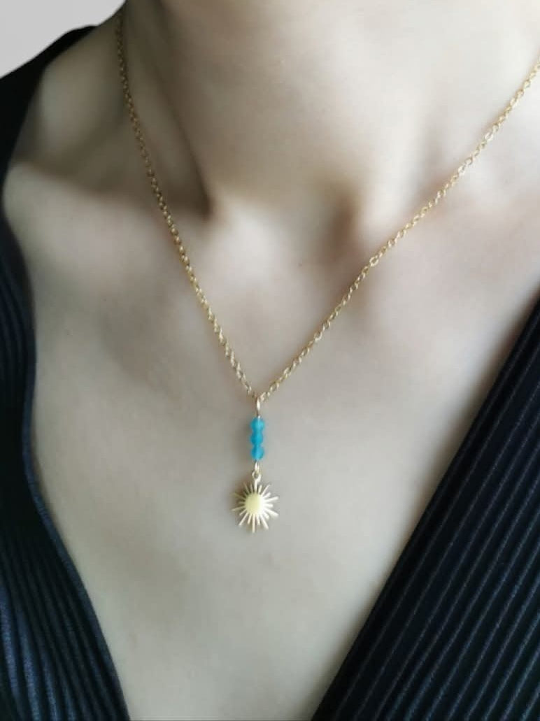 Collier Soleil Éternel en pierres naturelles