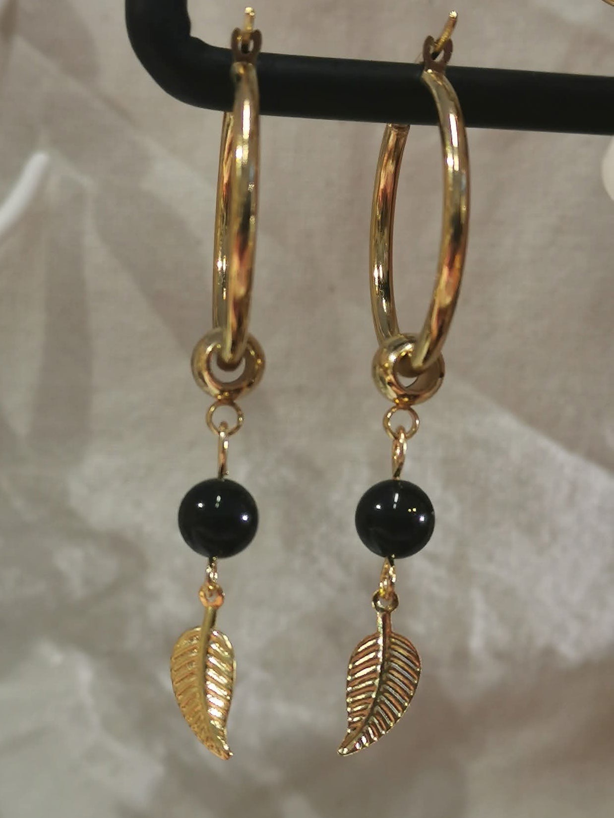 Boucles d'oreilles créoles en pierres naturelles