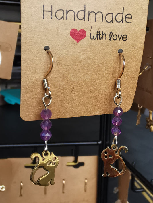 Boucles d'oreilles Chat dorées en améthyste facetée